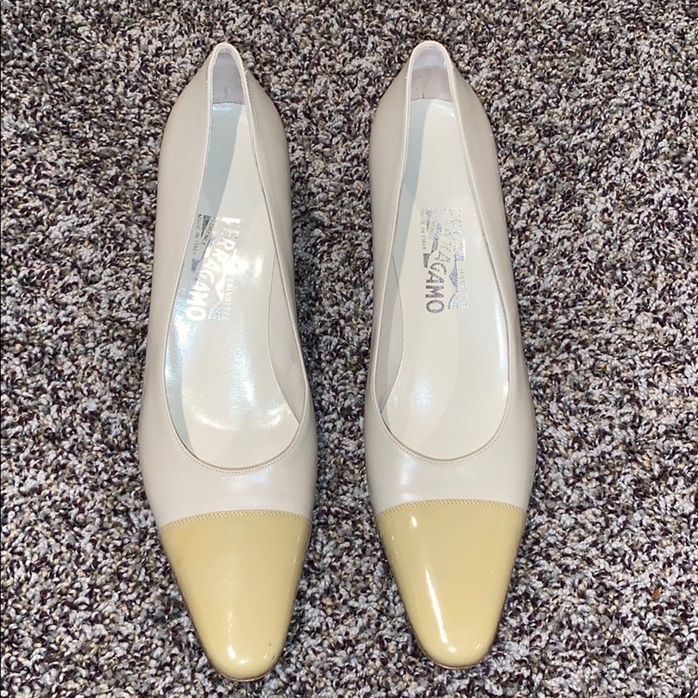 ferragamo small heel